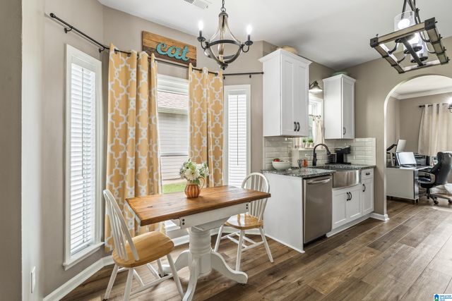 1301 AMBERLEY WOODS DRIVE, Helena, AL 35080