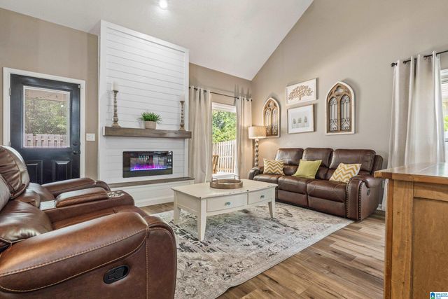 1301 AMBERLEY WOODS DRIVE, Helena, AL 35080