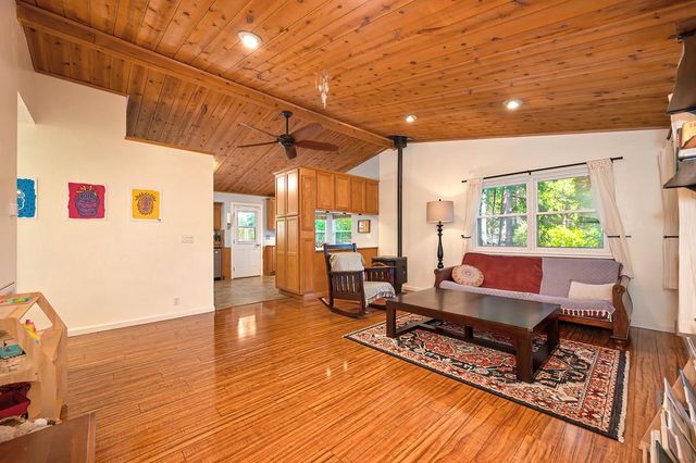 5415 Robert Rd, Pollock Pines, CA 95726