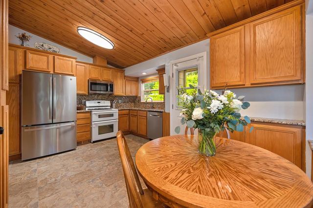 5415 Robert Rd, Pollock Pines, CA 95726