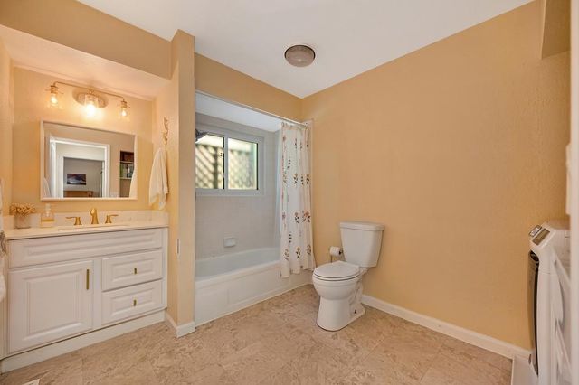 5415 Robert Rd, Pollock Pines, CA 95726