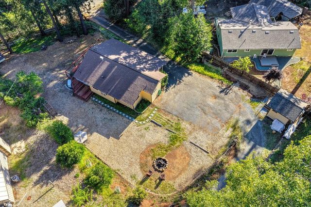 5415 Robert Rd, Pollock Pines, CA 95726