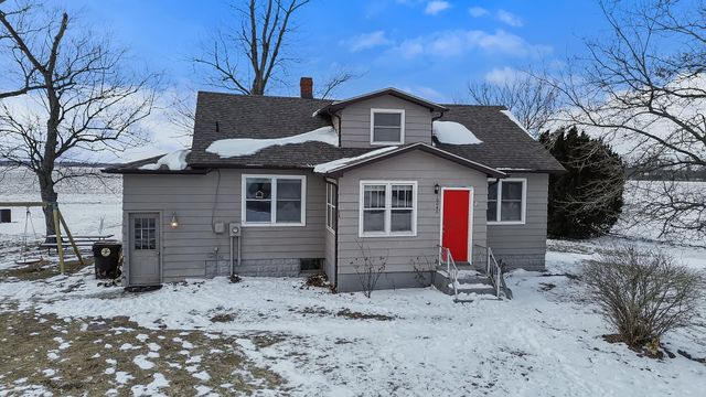 10040 N 1000 W, Demotte, IN 46310