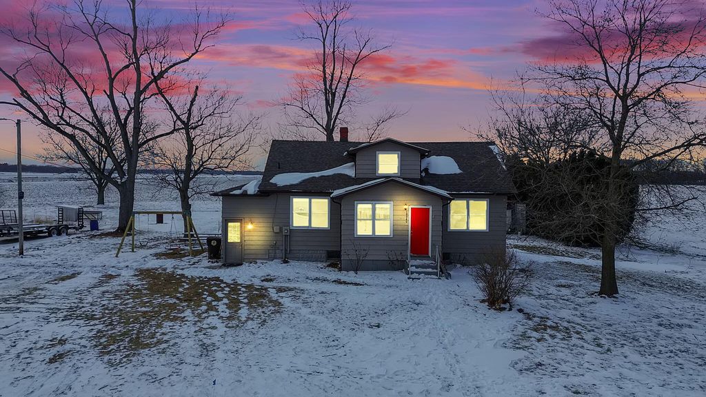 10040 N 1000 W, Demotte, IN 46310