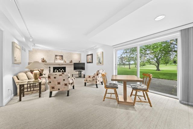 11040 N Riverland COURT, Mequon, WI 53092