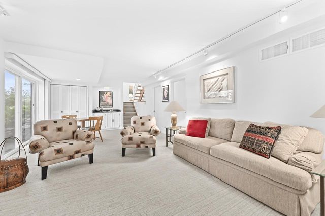 11040 N Riverland COURT, Mequon, WI 53092