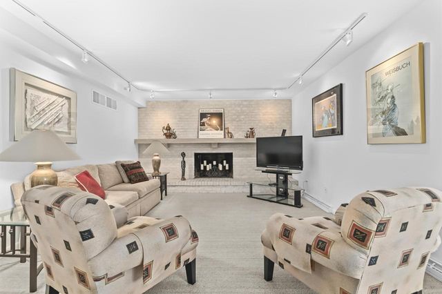 11040 N Riverland COURT, Mequon, WI 53092