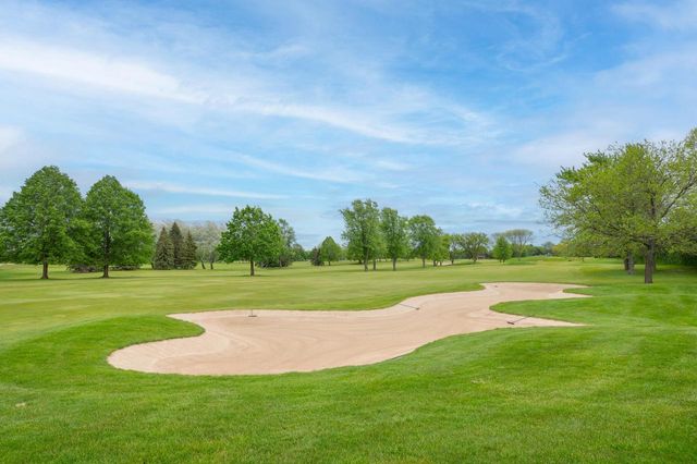 11040 N Riverland COURT, Mequon, WI 53092