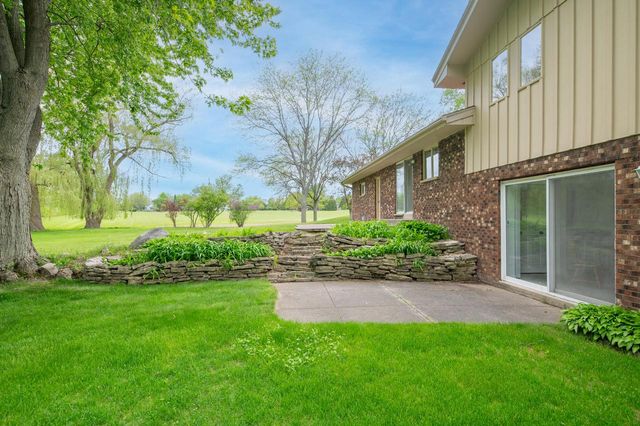 11040 N Riverland COURT, Mequon, WI 53092