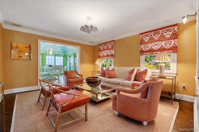 516 Centre Island Road, Centre Island, NY 11771