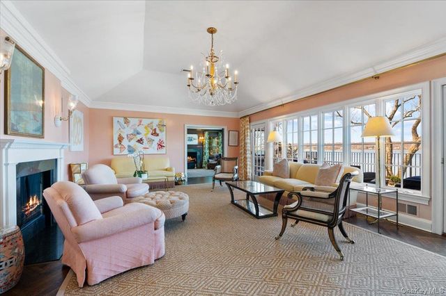 516 Centre Island Road, Centre Island, NY 11771