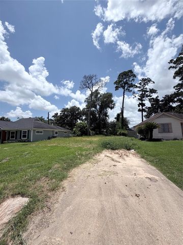 3826 Blodgett Street, Houston, TX 77004