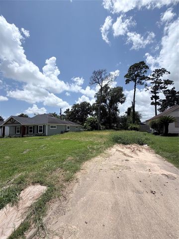 3826 Blodgett Street, Houston, TX 77004
