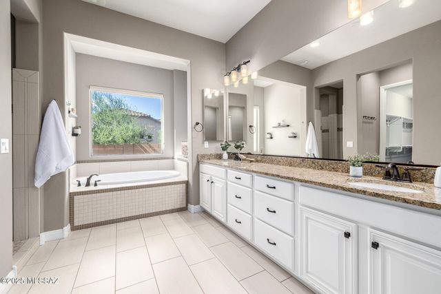 2543 Wychwood Court, Tucson, AZ 85749