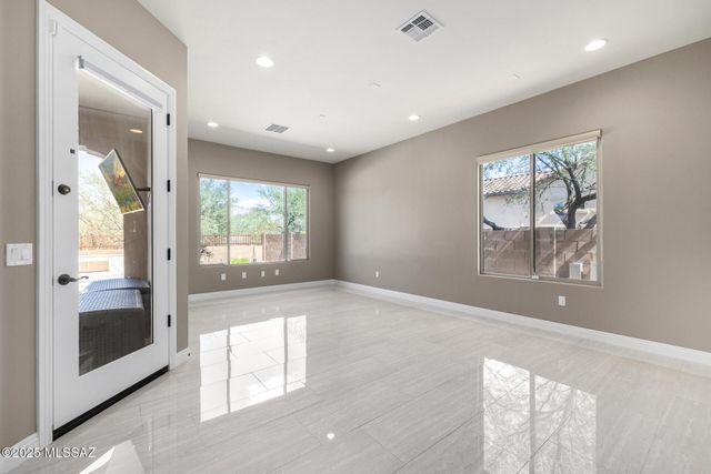 2543 Wychwood Court, Tucson, AZ 85749