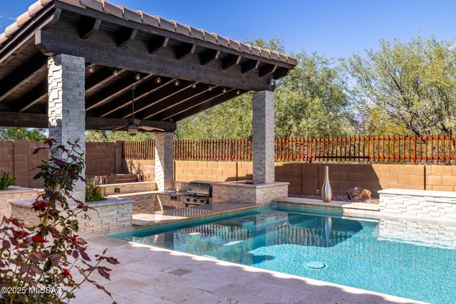 2543 Wychwood Court, Tucson, AZ 85749
