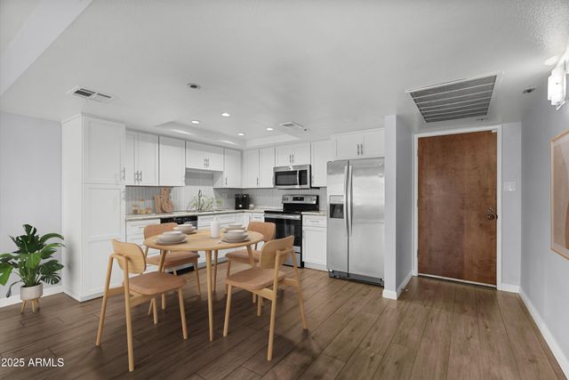 7950 E CAMELBACK Road 404, Scottsdale, AZ 85251