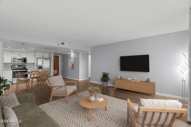 7950 E CAMELBACK Road 404, Scottsdale, AZ 85251