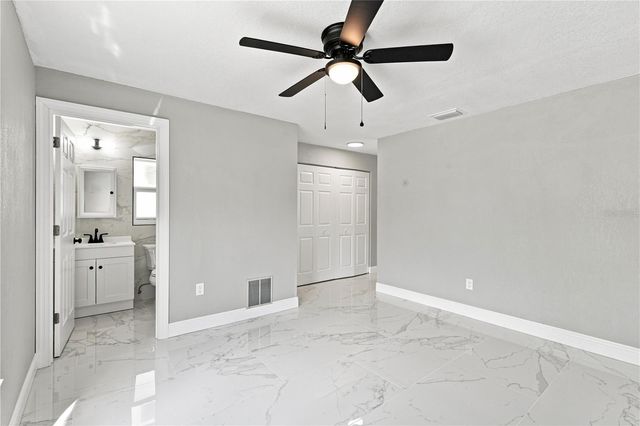 7033 WENTWORTH WAY, New Port Richey, FL 34655
