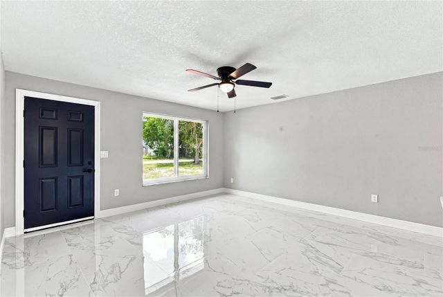 7033 WENTWORTH WAY, New Port Richey, FL 34655