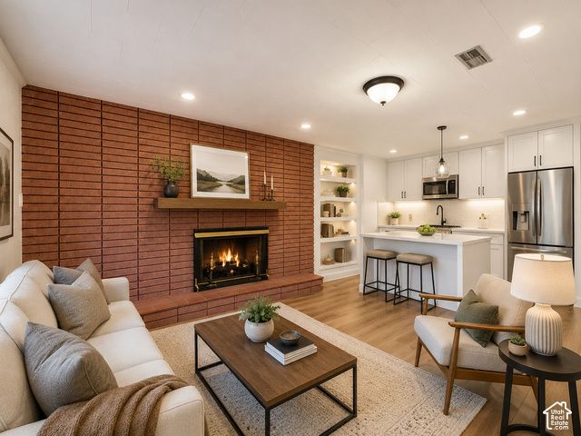 448 E BRIDLEWOOD DR, Millcreek, UT 84107