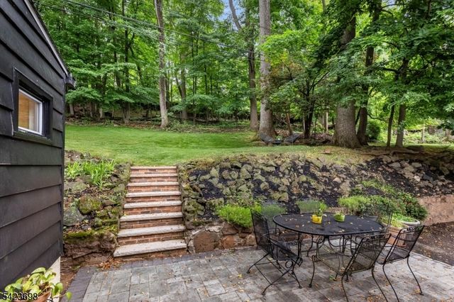 73 Harding Dr, South Orange Village Twp., NJ 07079