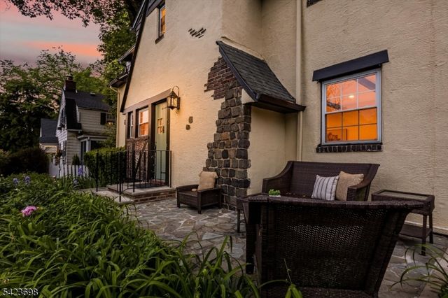 73 Harding Dr, South Orange Village Twp., NJ 07079