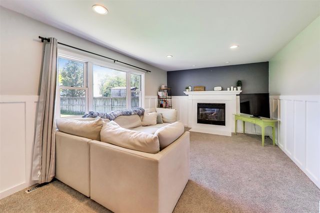 4015 Silver Oaks Drive, Saint Joseph, MI 49085