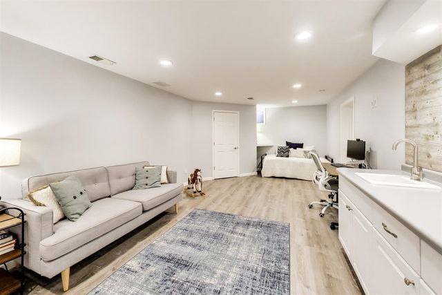 4015 Silver Oaks Drive, Saint Joseph, MI 49085