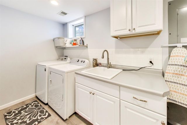 4015 Silver Oaks Drive, Saint Joseph, MI 49085