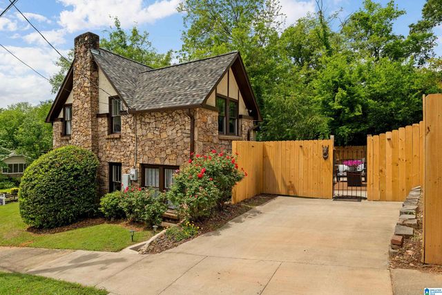 541 52ND STREET S, Birmingham, AL 35212