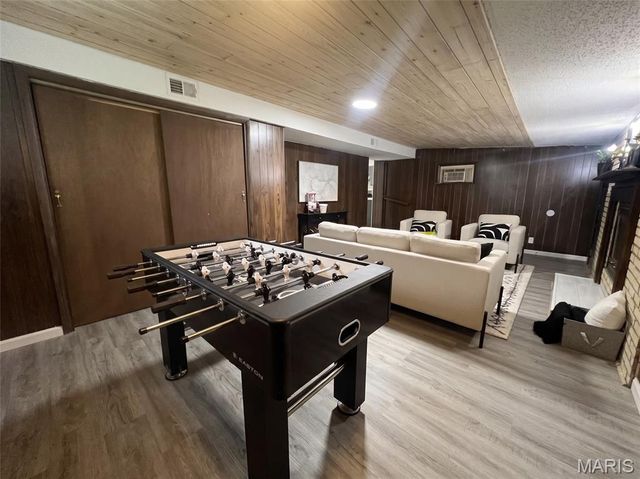 3145 Parker Road, Florissant, MO 63033