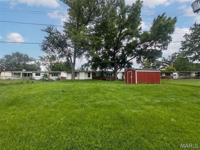 3145 Parker Road, Florissant, MO 63033