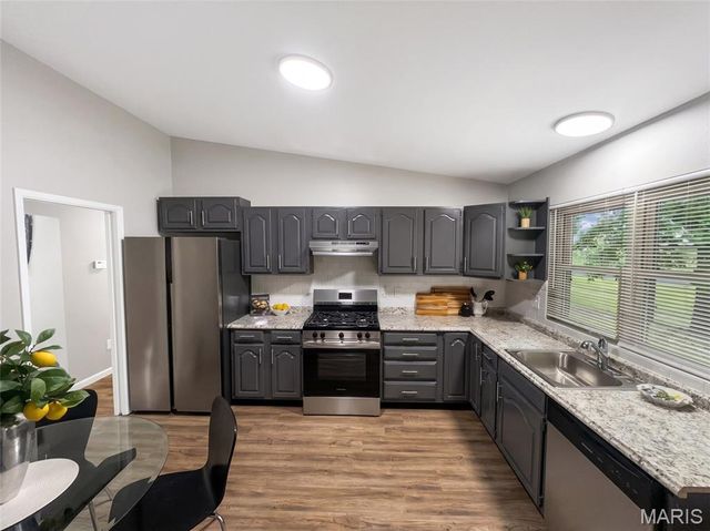 3145 Parker Road, Florissant, MO 63033