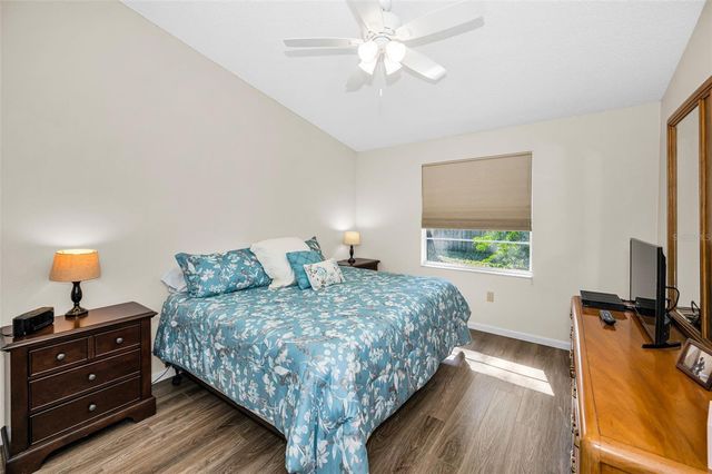 39650 US HIGHWAY 19 N 1511, Tarpon Springs, FL 34689