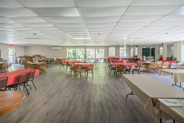 39650 US HIGHWAY 19 N 1511, Tarpon Springs, FL 34689