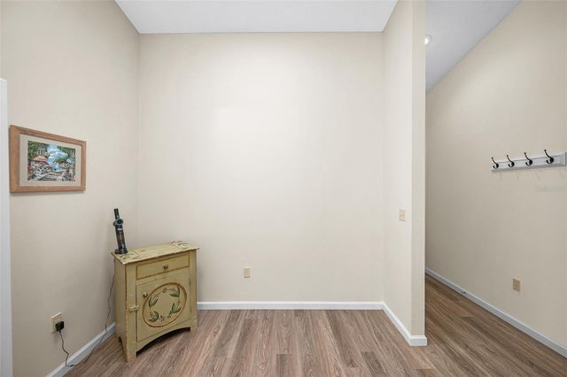 39650 US HIGHWAY 19 N 1511, Tarpon Springs, FL 34689