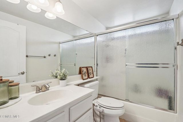 2476 Chandler Avenue 4, Simi Valley, CA 93065