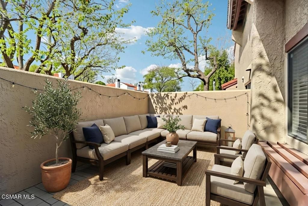 Image 13 of property listing at 2476 Chandler Avenue 4, Simi Valley, CA 93065