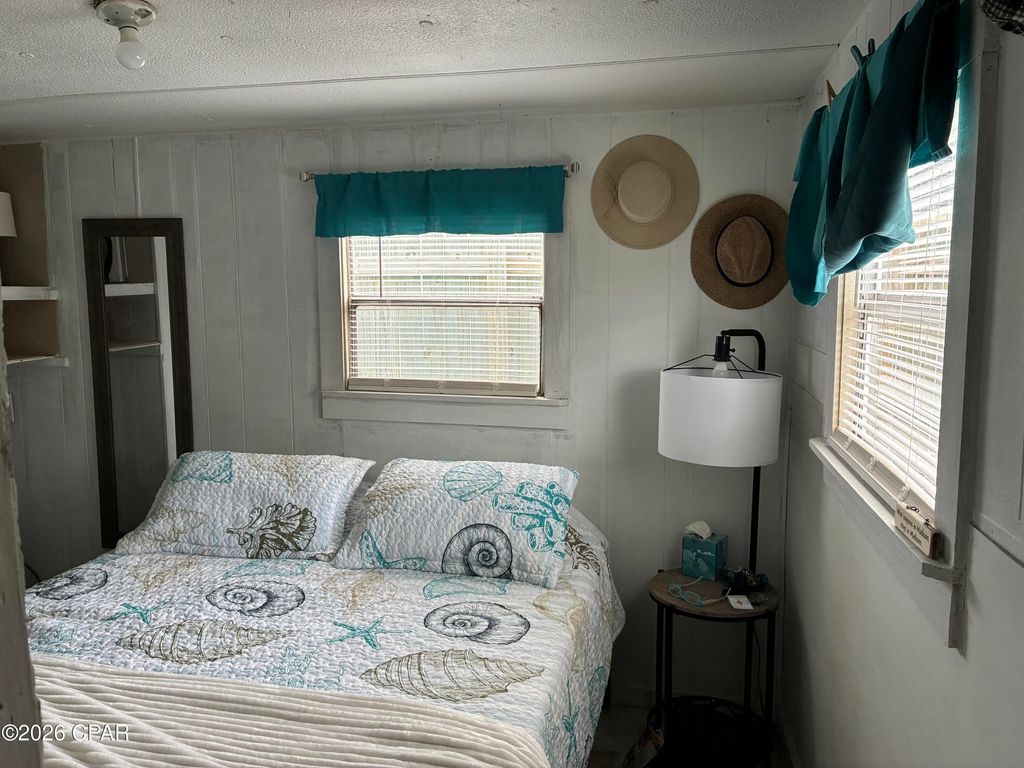 Image 7 of property listing at 2408 Dorothy Avenue A, Panama City Beach, FL 32408