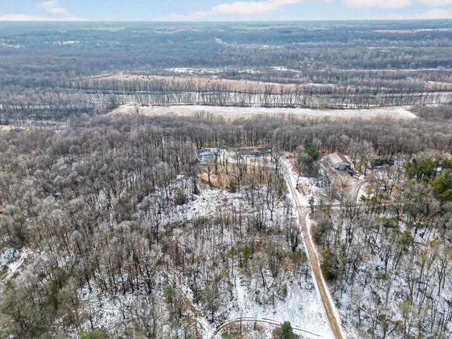 214 Wilson Lane, Ionia, MI 48846