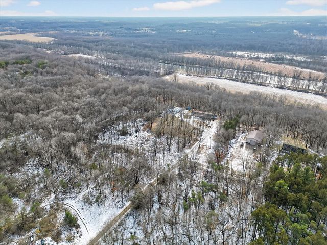 214 Wilson Lane, Ionia, MI 48846