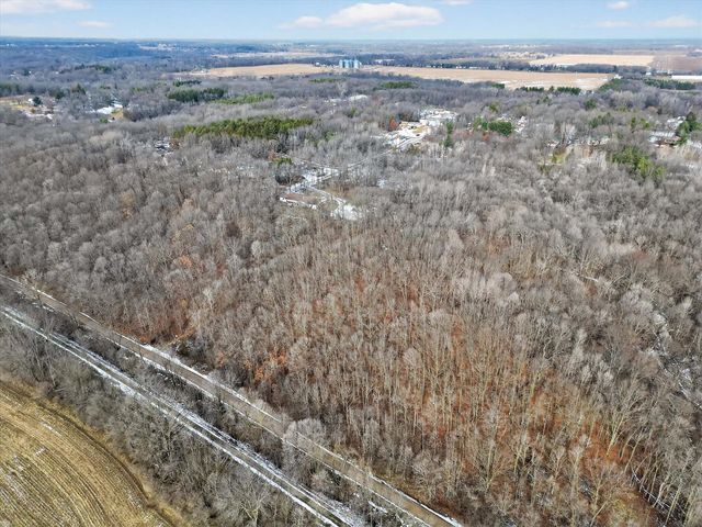 214 Wilson Lane, Ionia, MI 48846