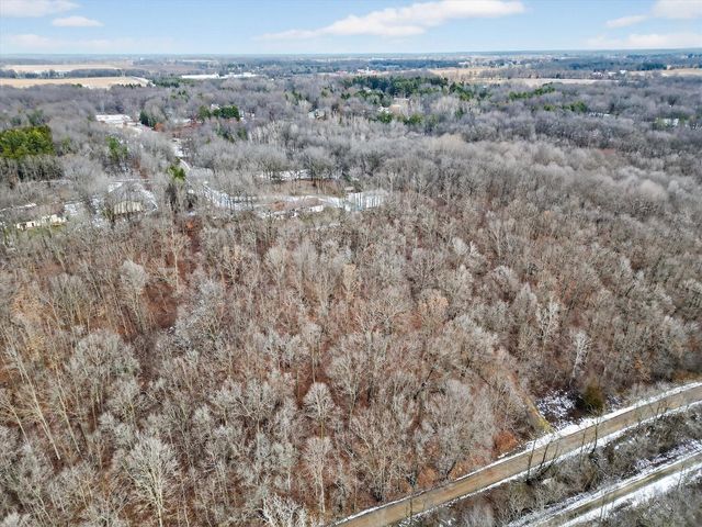 214 Wilson Lane, Ionia, MI 48846