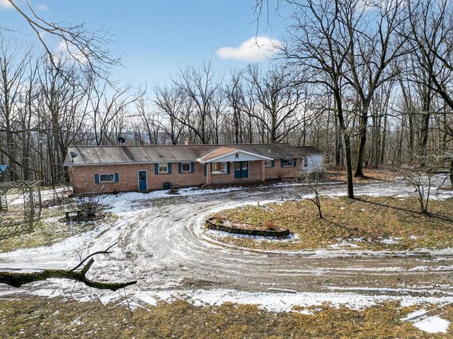 214 Wilson Lane, Ionia, MI 48846