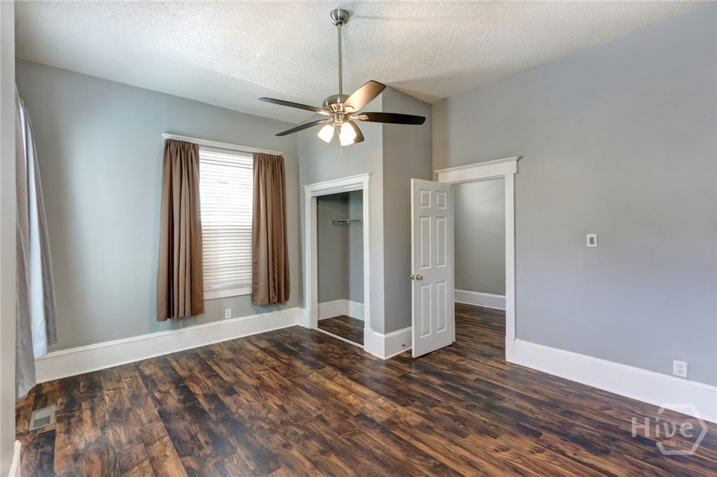 Image 20 of property listing at 510-512 W 39th Street, Savannah, GA 31415