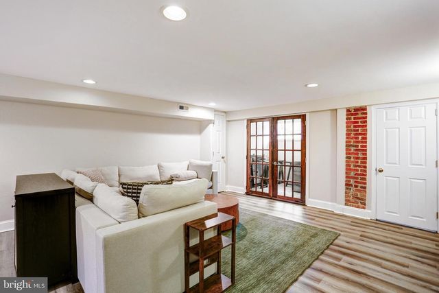 5027 3RD ST NW, Washington, DC 20011