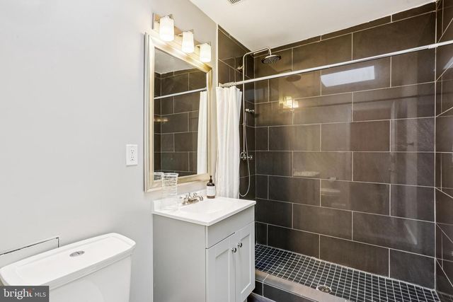 5027 3RD ST NW, Washington, DC 20011