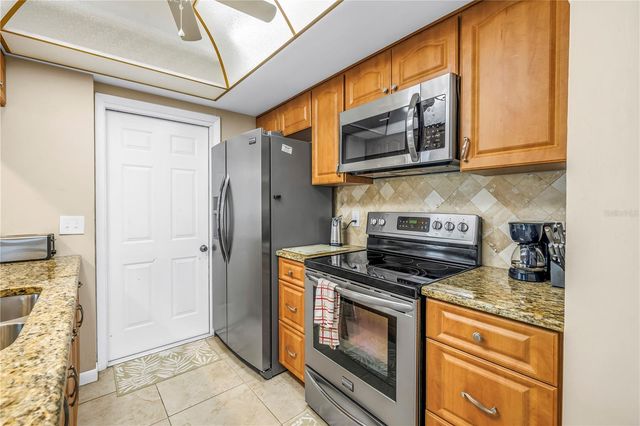 5471 PALM CREST COURT N, Pinellas Park, FL 33782