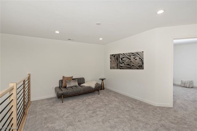 5059 Shepherds Glen, Willoughby, OH 44094
